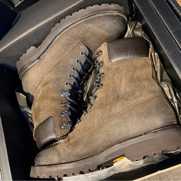 Thursday Explorers Size 8 - Picture 5 of 10